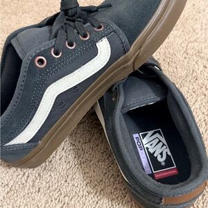 Vans Black skate shoes like NEW